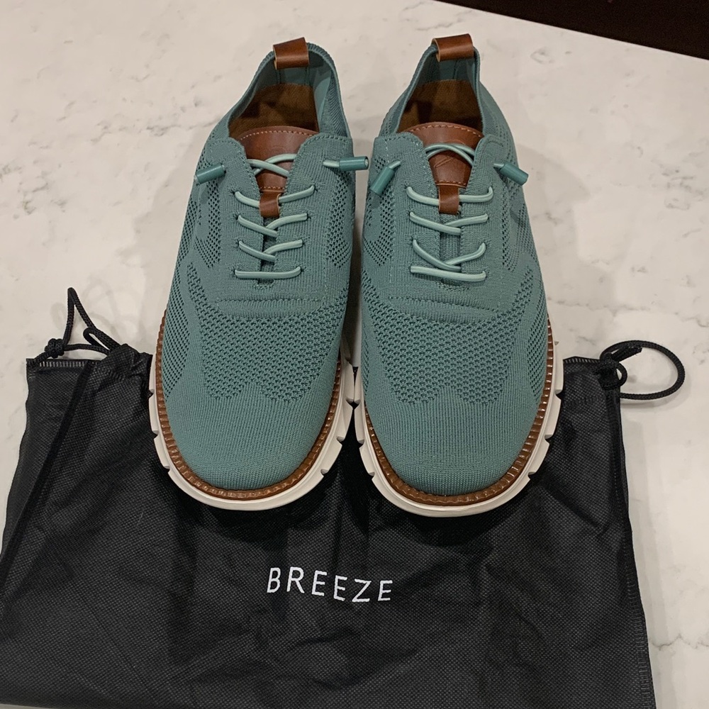 Breeze Men’s shoes- size 44(10)